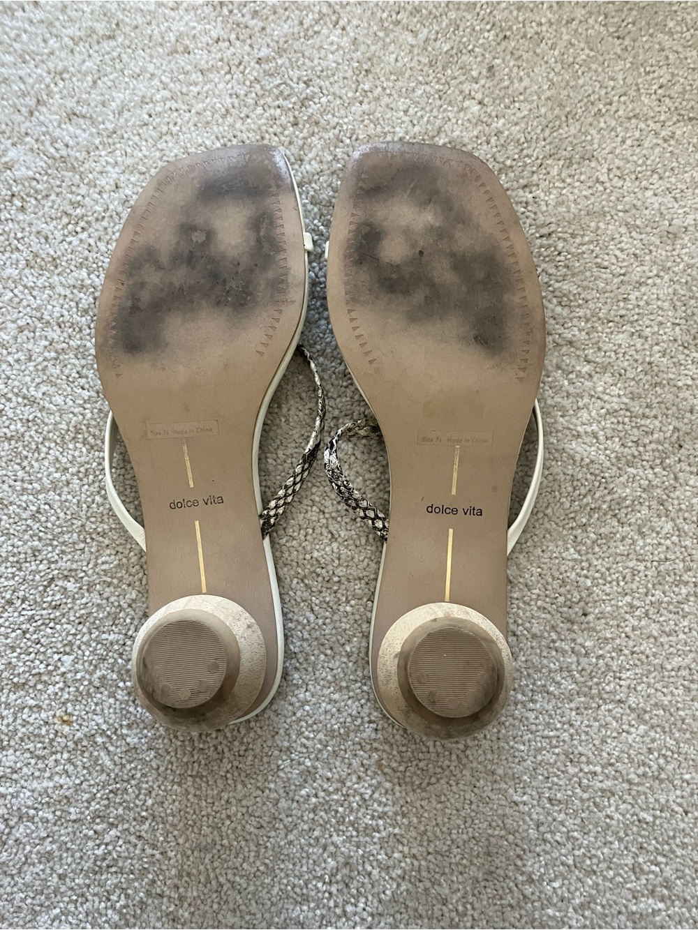 Dolce Vita White Multi Snake Print Leather Sandals - Picture 4 of 5